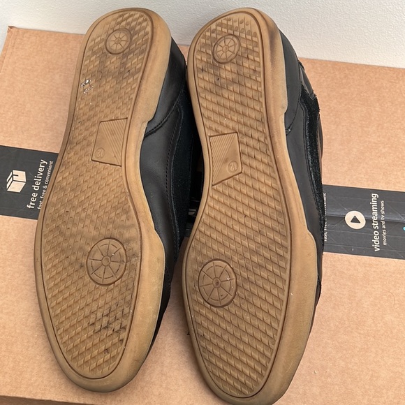 Tommy Bahama Men’s Leather/Suede Leisure Sneakers Size 12D - Picture 5 of 7